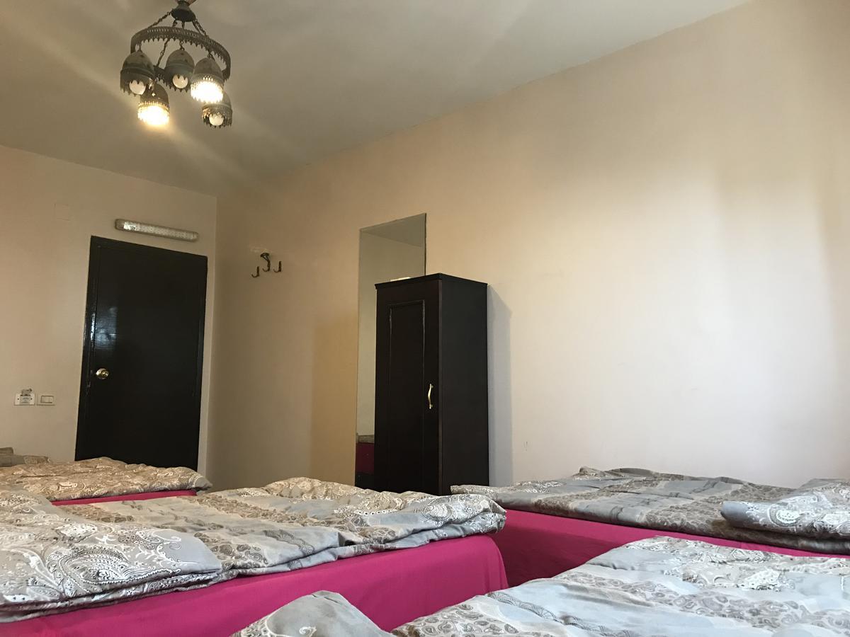 Wake Up! Cairo Hostel Экстерьер фото