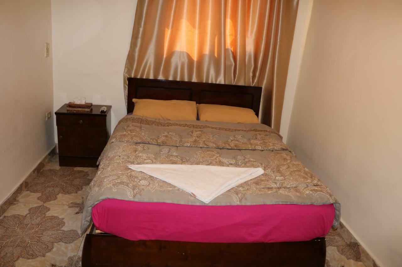 Wake Up! Cairo Hostel Экстерьер фото